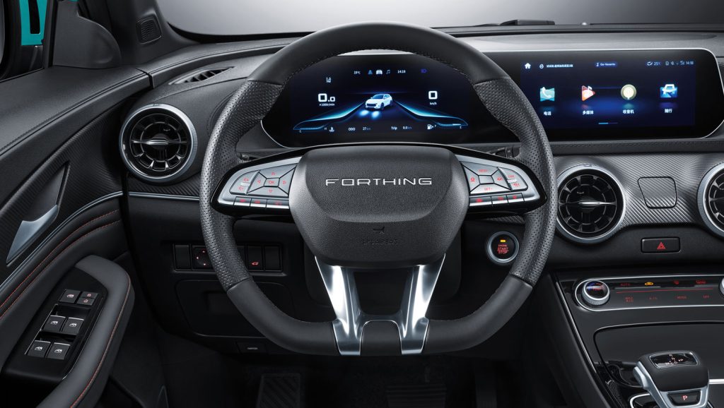 Tecnologia d'avanguardia nelle nuove auto Forthing da Reduzzi Motor a Treviglio - Ciserano